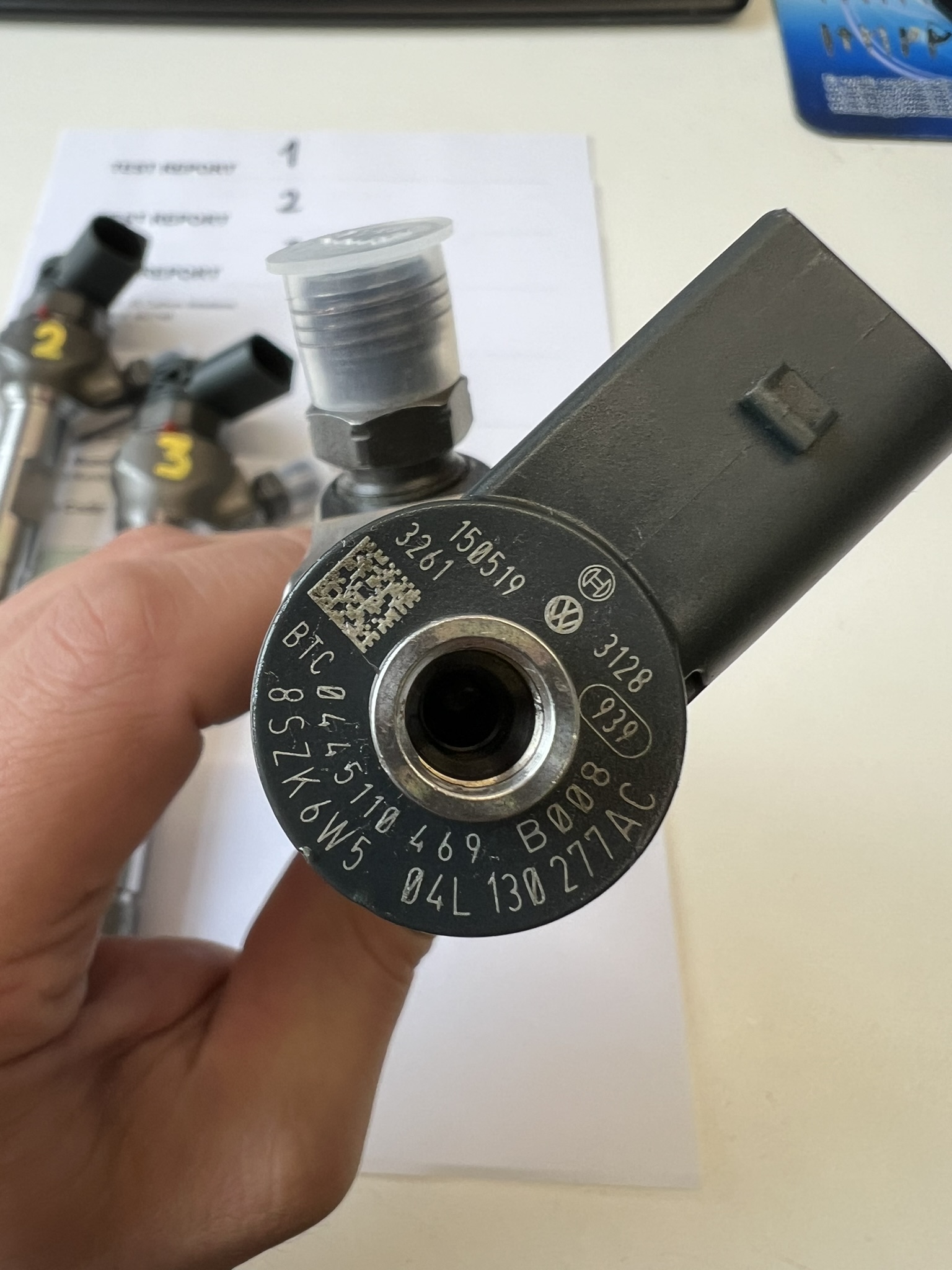 Bosch injector 0 445 110 469 - Image 2